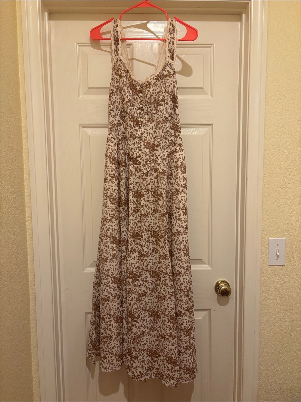 American Eagle Sleeveless Brown Floral Lace-Up Maxi Dress